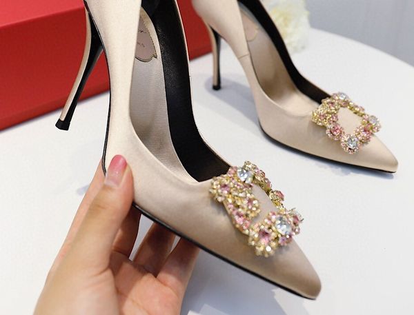 

wholesale original design wedding shoes ,brand slippers, sandle etc, 4colors 3 heel height for chosen,fast delivery by hdl, Black