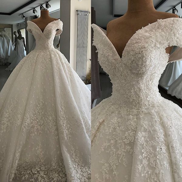 

robe de mariee luxury customized appliques beading vintage wedding dresses 2020 off shoulder lace up wedding gowns chapel train dress, White