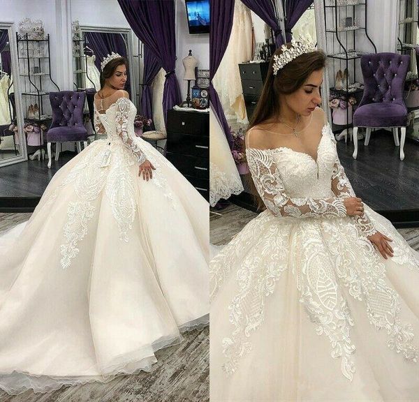 

gorgeous princess lace appliques 2020 wedding dresses sheer neck long sleeve wedding gowns lace up appliqued bridal dress vestido de novia, White