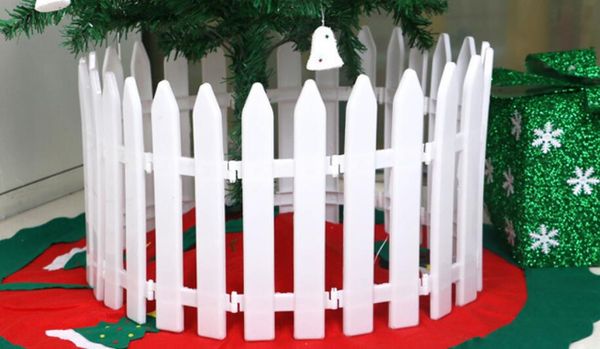 

christmas decorations festival shop scene arrangement fence christmas decorations tree fence