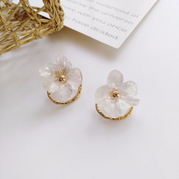 

korean elegant transparent acrylic flower petal beads stud earrings for women summer holiday pendientes jewelry, Golden;silver