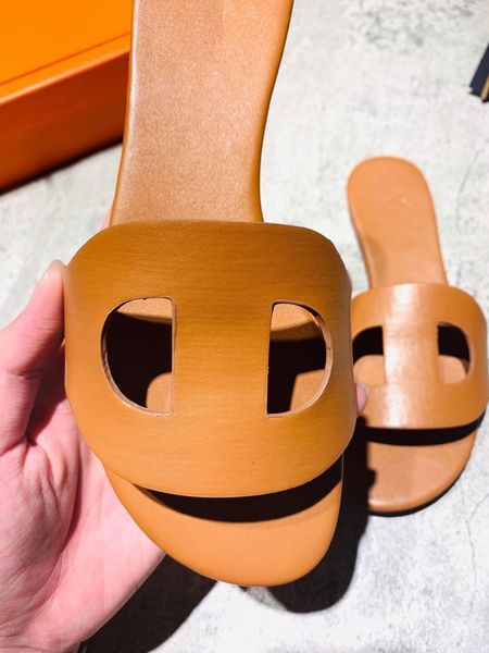

2019 роскошный Париж Оран Slide Сандал Brown Nude Женщины Трусы H Flats кожа H сандалии Mule AUTHENTI