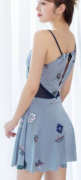 

mq swimsuit 2019 new ladies striped conjoined boxer korean version the conservative thin bubble spring swimwear support manufacturers wh, White;black