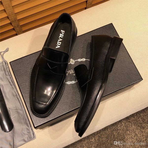 

19fw 2019 роскошные мужские туфли из натуральной кожи скольжения на бизнес повседневная кожаная обувь мода формальные свадебные плоские туфл, Black