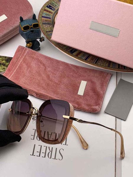 

мм письмо новые роскошные женские дизайнерские солнцезащитные очки летние фирменные очки goggle солнцезащитные очки uv400 m20200 2 цвета опц, White;black