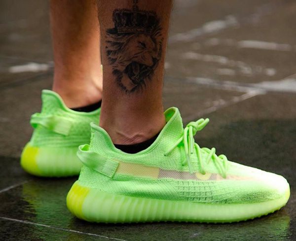 

De igner hoe v2 tatic glow clay kanye we t beluga 2 0 e ame true form men women 2019 orange bred port neaker with box