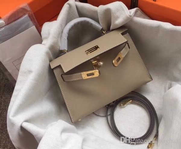 

fashion classics shoulder bagscross bodytoteshandbags brand fashion luxury designer bags famous women popular hand bill shoulder slant5v