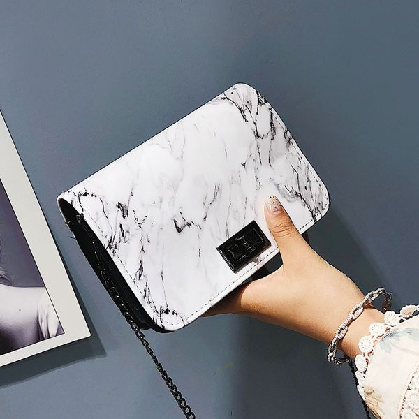 

2020 female chain shoulder shoulder small square small square bag female bag, White