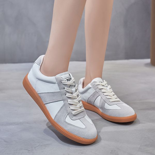 

2020 new rubber lady shoes casual women shoes leather lady sneaker flat lace-up women sneaker cement girl mujer footwear, Black