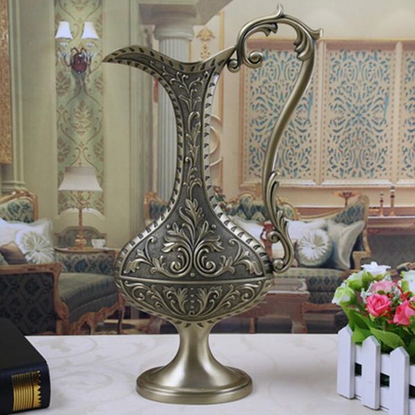 Height 26cm Vintage Home Decor Tabletop Metal Vase Art Decoration