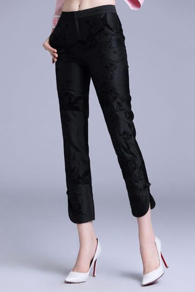 

2019 chinese style vintage women trousers embroidery pants, Red