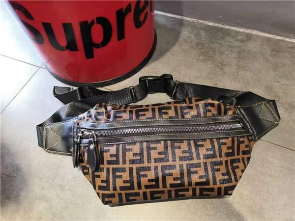

luxurious brands design fend ff crossbody clutch leather bag fashion fanny pack shoulder men women mini bumbag outdoor handbag bags