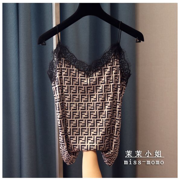 

2020 new fashion women's spagheti strap letter print v-neck vest camisole loose eyelash lace patched velvet tank, White