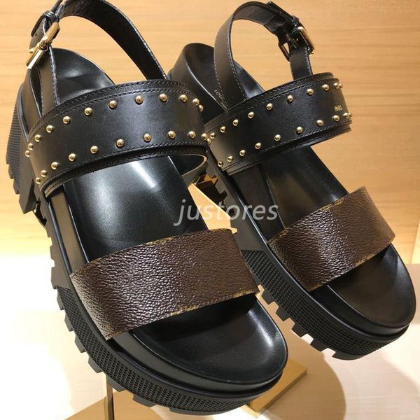 

2019 New TOP Woman Designer Shoe LU Laureate High-heeled Sandal Summer Outdoor Beach Slipper Lady Gladiator Sandals