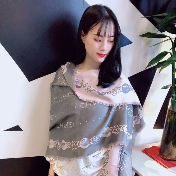 

original chanÃªi design winter classic luxury ladies scarf and shawl 100 cotton winter warm scarf, Red;brown