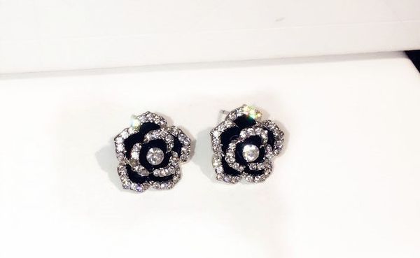

wholesale-r glittering new fashion luxury classic designer elegant beautiful camellia diamond stud earrings for woman girls, Golden;silver