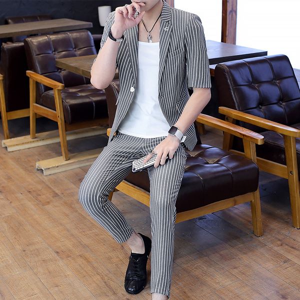 

mens suits 2020 new summer mid - sleeve with 9 - cent pants stripe two piece fashion slim mens suits with pants, White;black