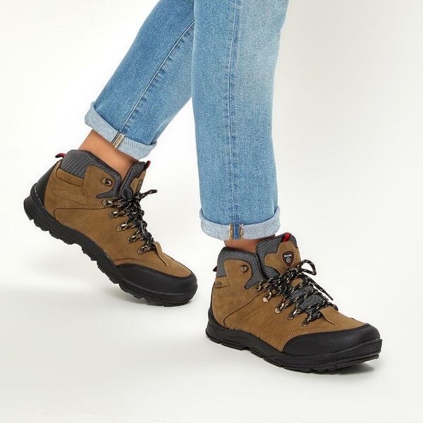 

flo danzel sand color male outdoor kinetix, Black