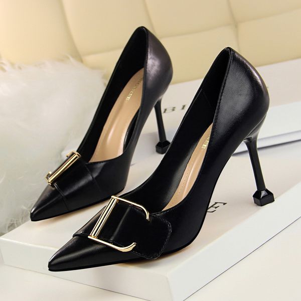 

2019 new ultra high heels female sense shallow mouth low toe shoes pointed female shoes stiletto fashion new, Black
