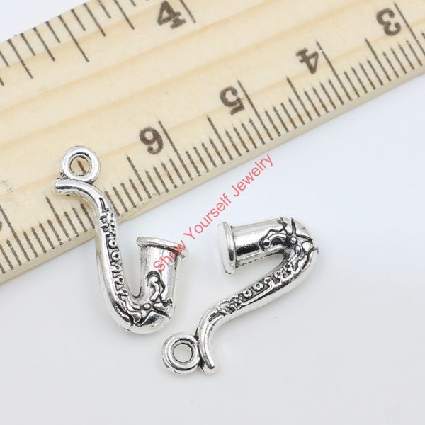 Großhandels-Antike Silber überzogene Musik Sax Charms Anhänger für Schmuckherstellung DIY handgefertigt 22x11mm D405 Schmuckherstellung DIY