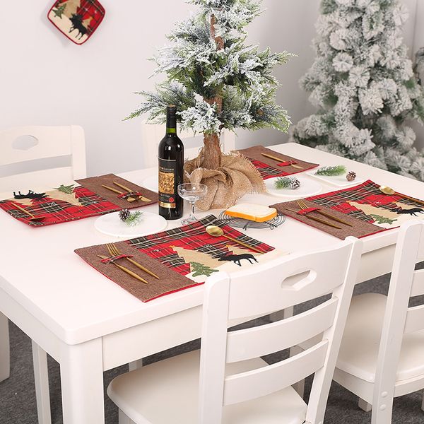 

vintage style plaid cloth placemat cartoon elk tree placemat insulation pad christmas indoor festive party decorations
