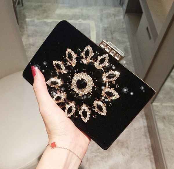 

2019 lady black red evening bags party dress handbags sparkly crystas beaded shoulder bags clutch amazing bridal wedding mini purse