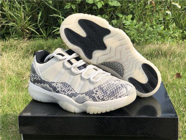 

2019 лучшее качество 11 low se snakeskin белый серый баскетбол обувь настоящее углеродного волокна cd6846-002 свет кости мужчины спортивные, White;red