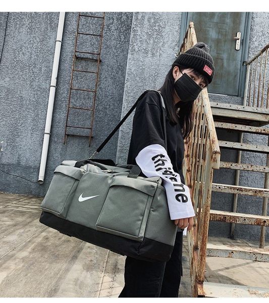 

конѬђкоѬ мђжка мода женка мђжка подѬокова ђден пђеевђ ђмк