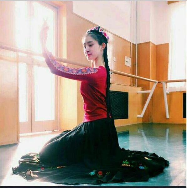 

xinjiang dance costume uighur dance practice skirt embroidery, Black;red