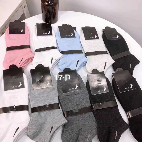 

ten pairs boat of four seasons couple pair hook black white gray color sports boat socks northeast liaoyuan socks, Pink;yellow