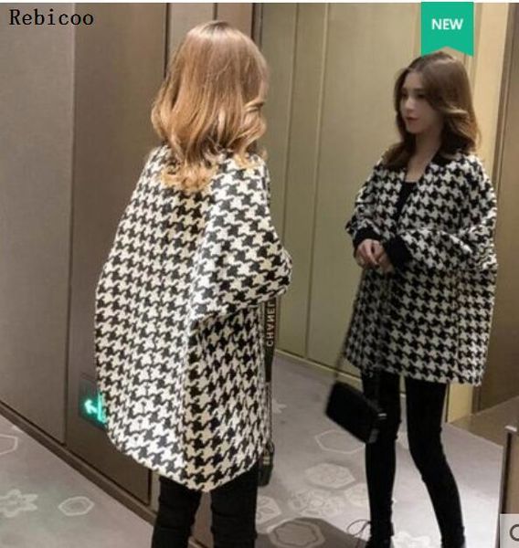 

fashion women woolen overcoat poncho winter autumn cape poncho batwing cloak coat outerwear with fur collar, Black