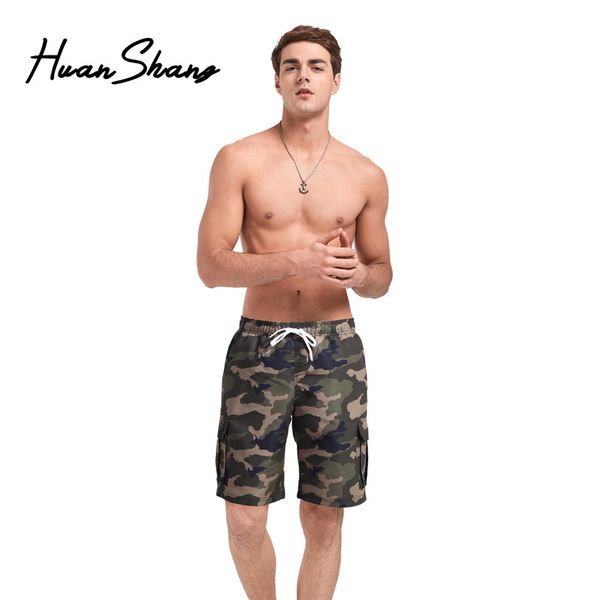 

mens designer huan shang quick-drying beach camouflage casual five-point pants tooling shorts with lining, Black