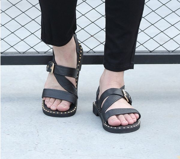 

summer outdoor flat sandals england style men new fashion leather sandals male rivet buckle strap, Black