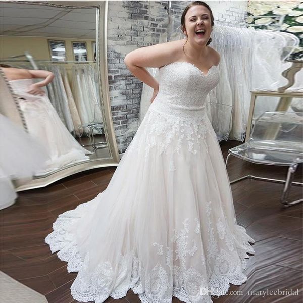 

2019 new plus size white ivory wedding dress sweetheart a-line sweep train elegant vestido de novia appliques bridal gowns robe de mariee