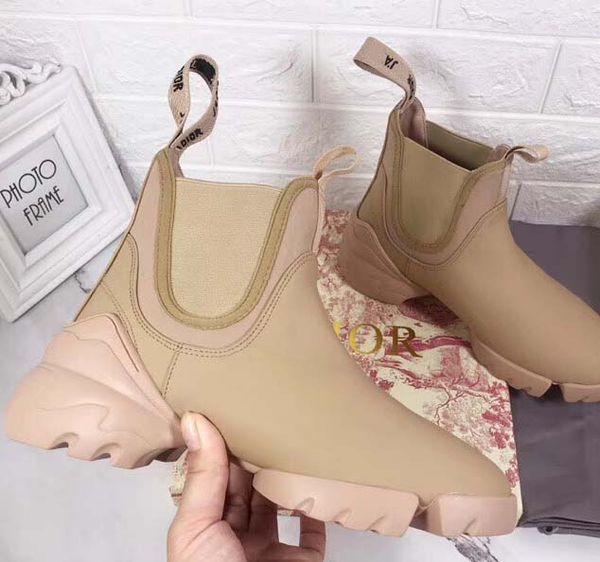 

2019 новый runaway pulse sneaker дизайнерская обувь высокого качества роскошные ботинки с увеличенной высотой на открытом воздухе пешие прог, Black