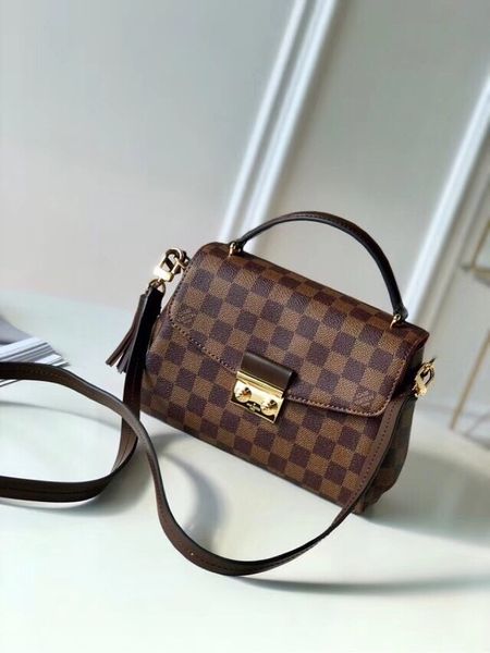 

Bolsa de Ombro coco108