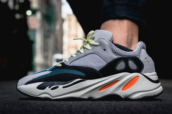 

700 Wave Runner Mauve Running Shoes For Men Women Stitching Color New Arrival 2018 Sneakers Athletics Sneakers size36-45