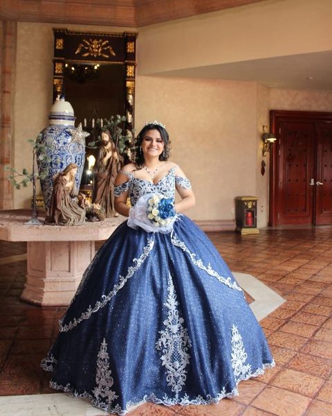 Кружева из бисера темно-синий голубой Quinceanera выпускные платья бальное платье блестящий спагетти вечерняя вечеринка сладкое 16 платье ZJ126