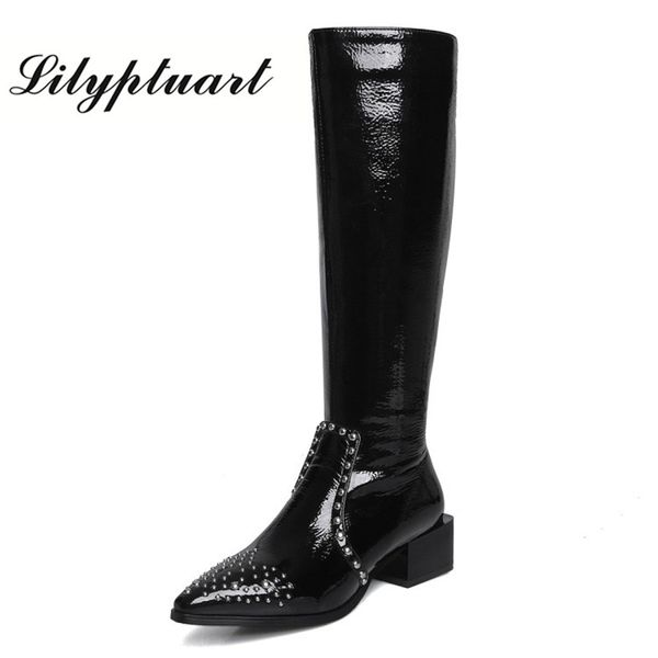 

2019 european and american style patent leather rivets decorated knight boots in thick with pointed rubber sole women's boots, Black