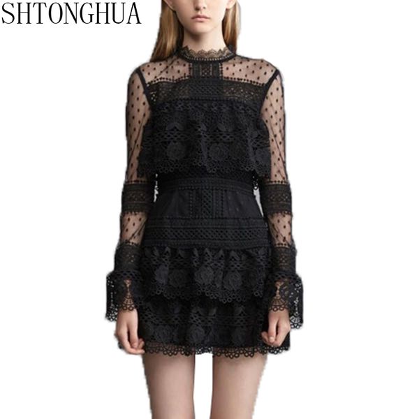 

shtonghua runway spring women dress 2019 fashion wine black lace patchwork flare sleeve layers cake party mini dresses, Black;gray