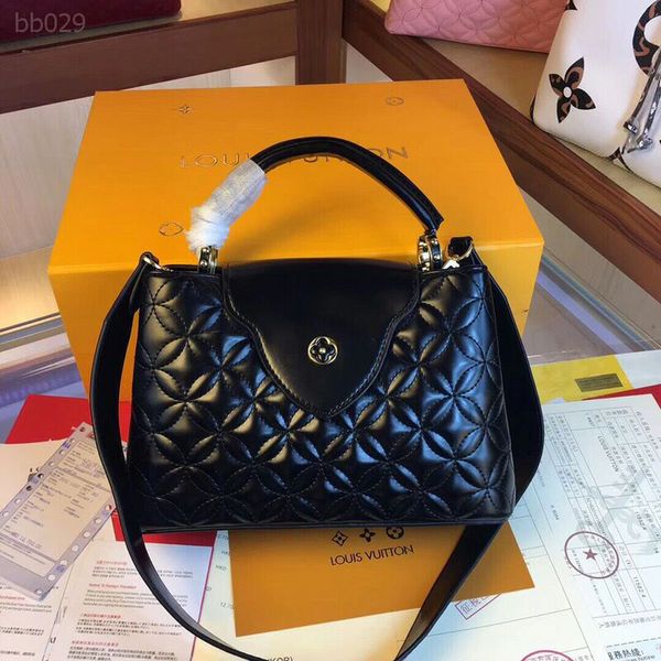 

high grade 2019 autumn and winter new fashion shoulder bag wild simple camera bag leather comfortable diagonal cross-body clutch