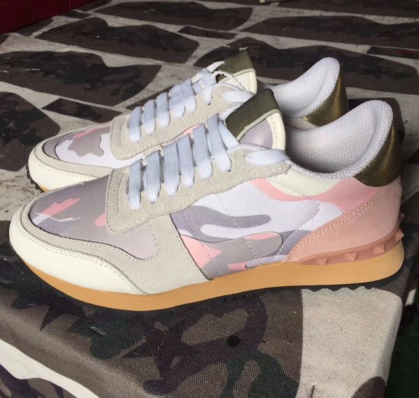 

2020 fashion leather suede stud rockrunner camouflage sneakers men women flats luxury designer rivet rockrunner trainers casual shoes cs05, Black