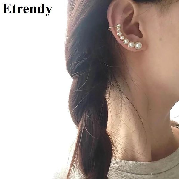 

women's fashion earrings simple trendy jewelry wholesale ear cuffs delicate simulated pearl pendientes party bijoux elegant gift, Golden