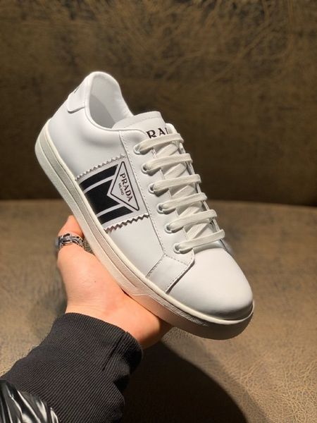

low-cut flat-bottom leather sneakers, quality brand-name shoes, level designer design, fashion, flat-bottom, comfortable trend,gg