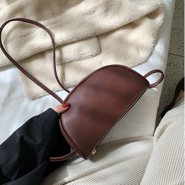 

сумка женщин 2019 новый урожай saddle bag простой моды личности сплошной цвет плеча сумка