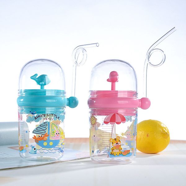 Wasserflasche Infant Lernen Cup Kinder Straw Feeding Saft Trinken Milchflasche Kleine Wal-Sprays Wasser für Baby-VT1374 zu spielen