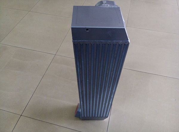 1613836502 (1613 8365 02) tipo split radiador resfriado a ar resfriador de óleo refrigerador de ar para compressor de ar de parafuso AC