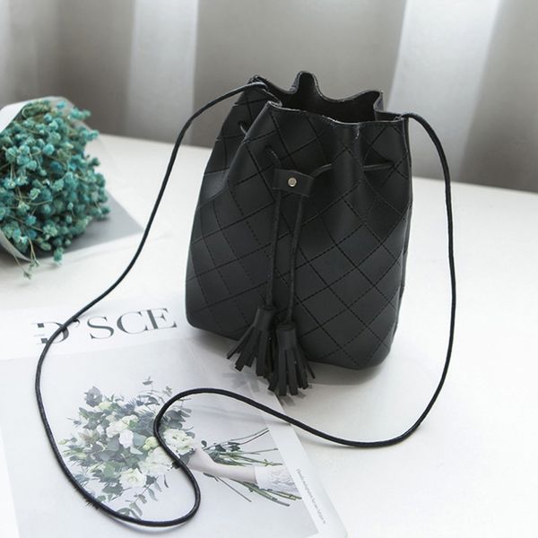 

bucket ladies bag 2020 summer new diamond double tassel bucket bag wild one-shoulder oblique cross women tide