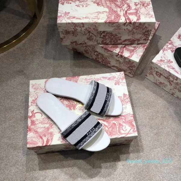 

2019 paris luxury designer quite nice summer sandals slide slippers ladies flip flops loafers print leather solid color 36-46 with box b35, Black