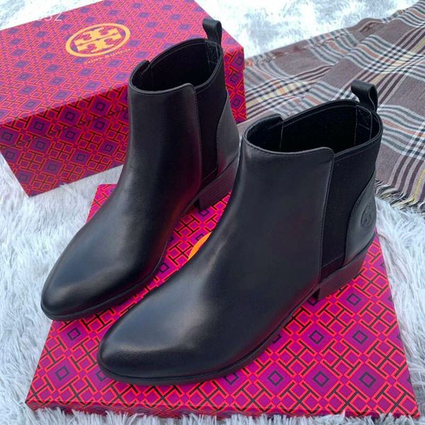 

2020 autumn and winter new european station leisure short women's boots fashion pointed thick heel soft leather short boot, Black